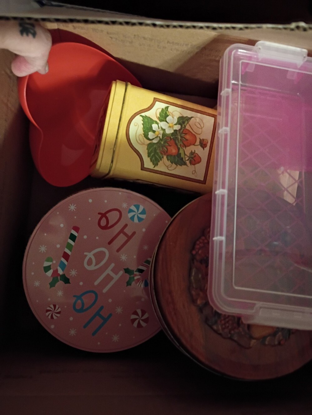 Box Of Miscellaneous Containers - Picture 2 of 2